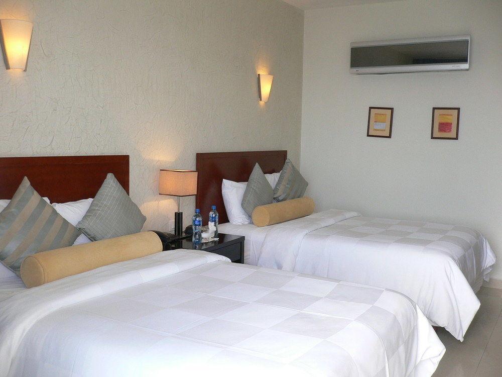 Hotel Noor Chetumal Exterior photo