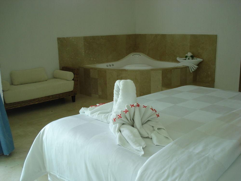 Hotel Noor Chetumal Exterior photo